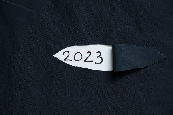 2023 Escrito Papel Sobre Tecido Rasgado Feliz Ano Novo 2023 — Fotografia de Stock