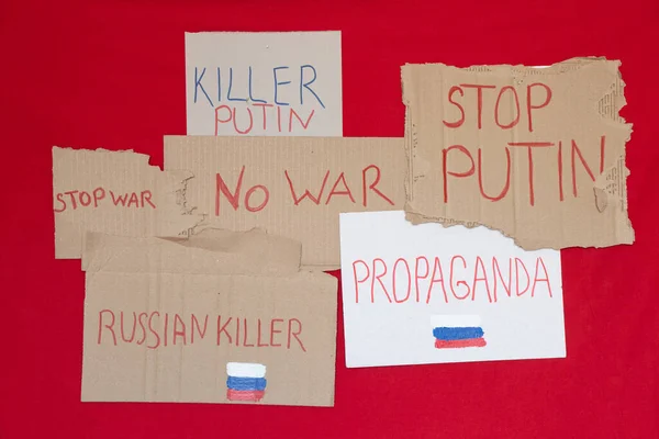 Sinais Papel Com Slogans Parar Guerra Assassino Russo Propaganda Assassino — Fotografia de Stock