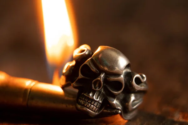 Silver Ring Skull Bullet Background Candle Flame Dark Death Fear — Stock Photo, Image