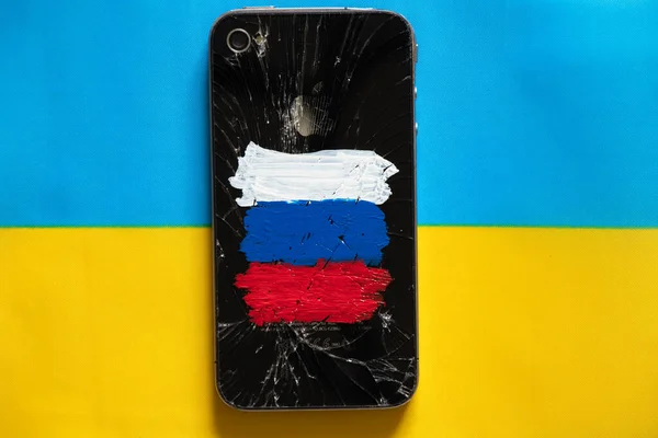 Ukraine Dnipro16 2022 Kaputter Iphone Apfel Mit Aufgemalter Flagge Russlands — Stockfoto