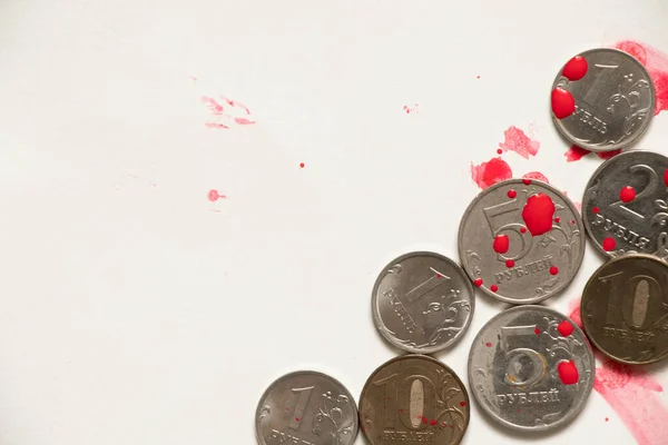 Rublos Rusos Sobre Fondo Blanco Gotas Rojas Sangre Dinero Sangre — Foto de Stock