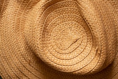 Sarı renkli hasır kadın şapkası arka plan, moda ve trend, güneş şapkası