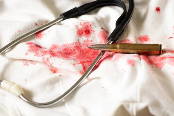 Stethoscope Bullet Lie White Dress Red Blood Stains Traces Blood — ストック写真