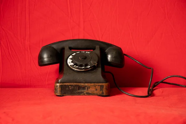 Starý Černý Retro Telefon Izolovaném Pozadí Rotační Telefon Technologie — Stock fotografie