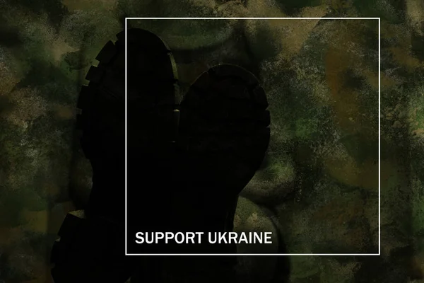 Поддержка Украины Написана Зеленом Фоне Камуфляжа Женских Ног Сапогах Армии — стоковое фото