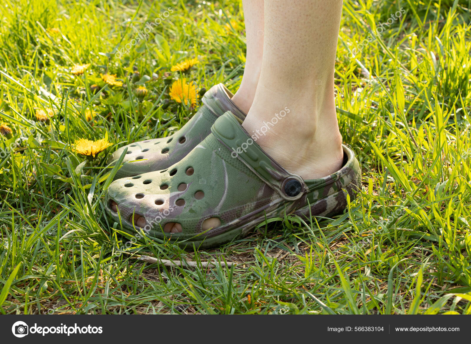 Plastic cheap summer shoes