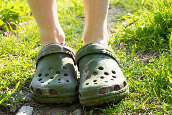Pés Femininos Sapatos Verão Plástico Para Recreação Água Camuflagem Sapatos — Fotografia de Stock