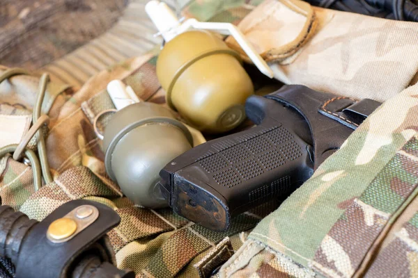 Gilet Antiproiettile Rinforzato Militare Pistola Arma Uniforme Soldato Ucraino Guerra — Foto Stock