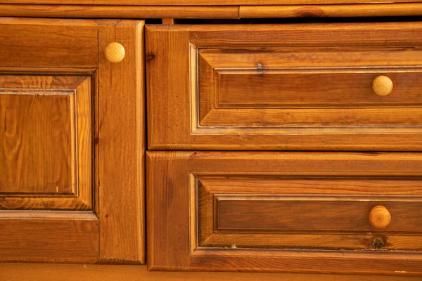 Stara Kuchnia Drewniana Brązowy Szafka Jako Tło Meble Kuchenne Drzwi — Zdjęcie stockowe
