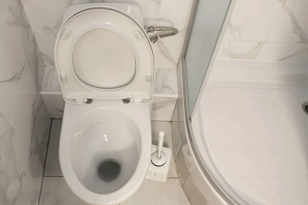 Toalete Cabine Chuveiro Apartamento Residencial Ucrânia Cores Brilhantes Banheiro Interior — Fotografia de Stock