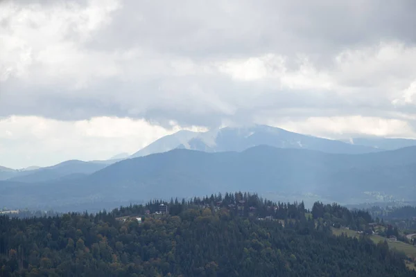 Carpazi Vista Dalla Montagna Alle Catene Dei Carpazi Autunno Nuvole — Foto Stock