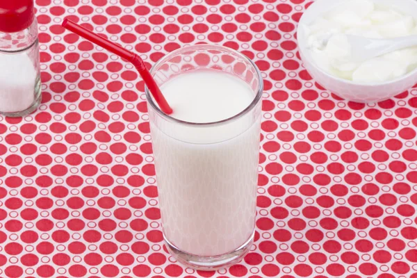 Glas Kefir — Stockfoto