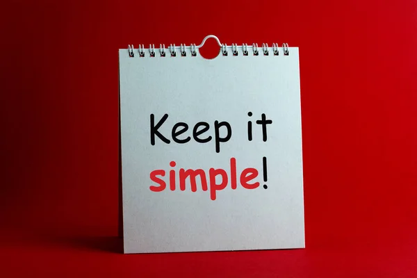 Keep Simple Phrase Sur Calendrier — Photo