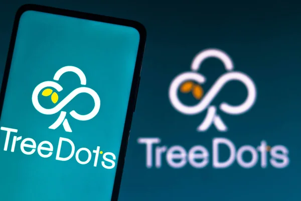 November 2021 Brazil Photo Illustration Treedots Logo Seen Displayed Smartphone — Stock Photo, Image