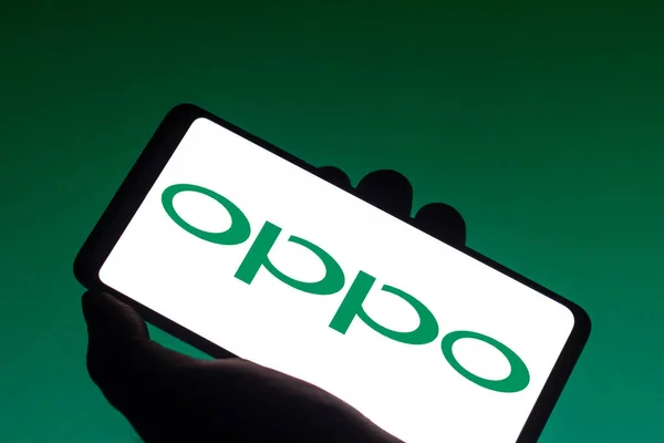 December 2021 Brazil Photo Illustration Oppo Logo Seen Displayed Smartphone — Stock Photo, Image