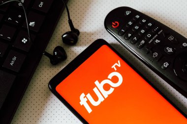 3 Şubat 2022, Brezilya. Bu fotoğraf illüstrasyonunda, FuboTV 'nin logosu, bir Amerikan televizyon kanalı akıllı telefon ekranında sergilenmektedir.
