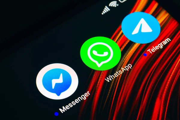 Března 2022 Brazílie Ikony Aplikací Messenger Whatsapp Telegram Zobrazené Obrazovce — Stock fotografie