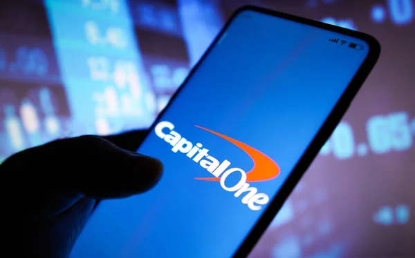 Mayıs 2022 Brezilya Resimde Capital One Financial Corp Logosu Bir — Stok fotoğraf