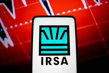 19 Mayıs 2022, Brezilya. Bu resimde, IRSA Propiedades Comerciales logosu akıllı telefon ekranında gösteriliyor