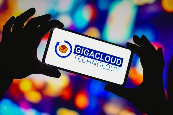 August 2022 Brazil Photo Illustration Gigacloud Technology Logo Displayed Smartphone —  Fotos de Stock