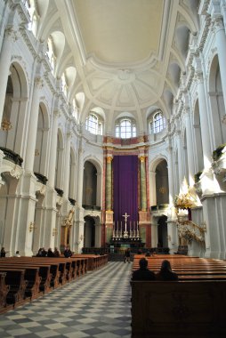 katholische hofkirche, dresden içinde yüksek altar