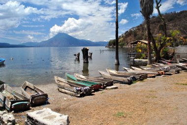 balıkçı tekneleri atitlan Gölü, guatemala