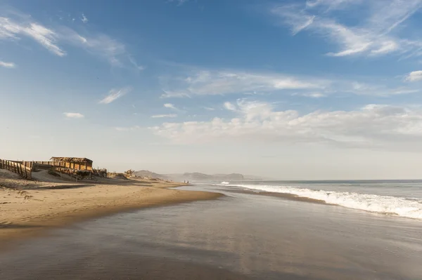 Mancora, ciudad de playa y surf en Perú — Foto de Stock