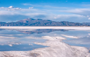 jujuy tuz çölünde Salinas grandes Arjantin And Dağları üzerinde olduğunu