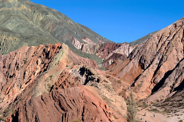 Colorata valle della Quebrada de Humahuaca, Ande centrali — Foto Stock