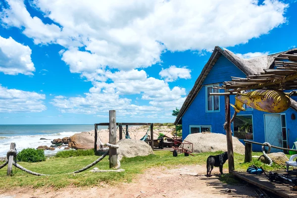 Punta del Diablo Strand, beliebter Touristenort in Uruguay — Stockfoto