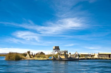 Uros - yüzen ada, titicaca Gölü, peru