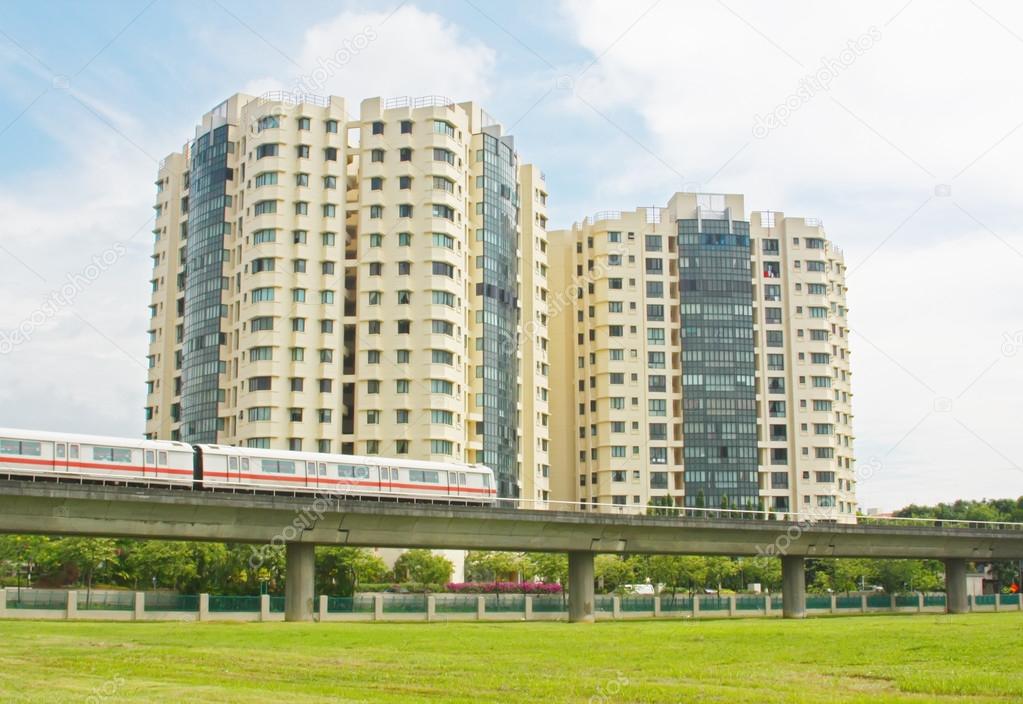 Apartments With Nearby Public Transport Subway Train