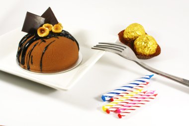 fantezi çikolatalı kek