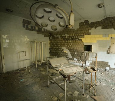 Çernobil, Ukrayna - Ağustos 07, 2019: Pripyat Hastanesi Ameliyathane - Pripyat, Çernobil Yasaklama Bölgesi, Ukrayna