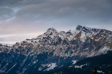 Bernese Alplerindeki Tschuggen Dağı Murren, İsviçre