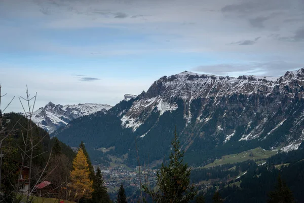 Mannlichen Mountain Bernese Alps Stays Wengen Village Murren Switzerland — Stock Photo, Image