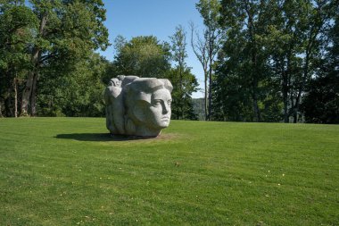 Sigulda, Letonya - 20 Temmuz 2019: Turaida Müzesi Reserve - Sigulda, Letonya