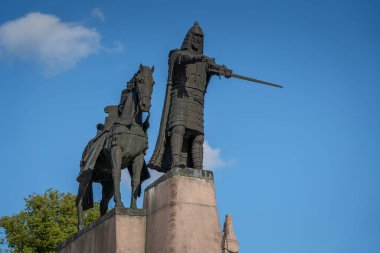 Vilnius, Litvanya - 23 Haziran 2019: Grandük Gediminas Anıtı - Vilnius, Litvanya