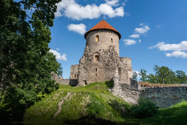 Cesis Castle Tower Rovine Medievali Del Castello Dell Ordine Livoniano — Foto Stock