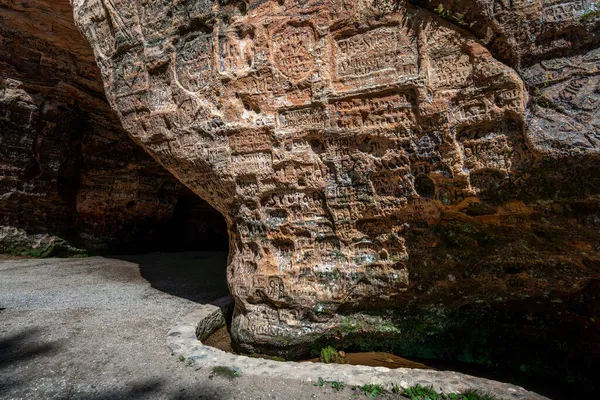 Grotta Gutmans Grotta Gutmanis Nel Parco Nazionale Sigulda Grotta Con — Foto Stock