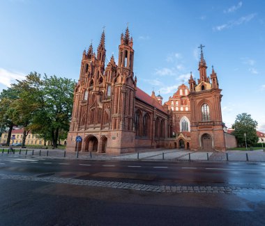 St. Anne ve Bernardine Kilisesi (St. Francis ve St. Bernard Kilisesi) - Vilnius, Litvanya