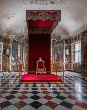 Kopenhag, Danimarka - 28 Haziran 2019: Christiansborg Sarayı Queens Kütüphanesi - Kopenhag, Danimarka