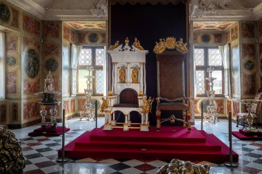 Kopenhag, Danimarka - 28 Haziran 2019: Christiansborg Sarayı Queens Kütüphanesi - Kopenhag, Danimarka