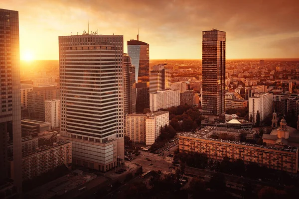 Vista Aérea Los Edificios Modernos Varsovia Atardecer Varsovia Polonia — Foto de Stock