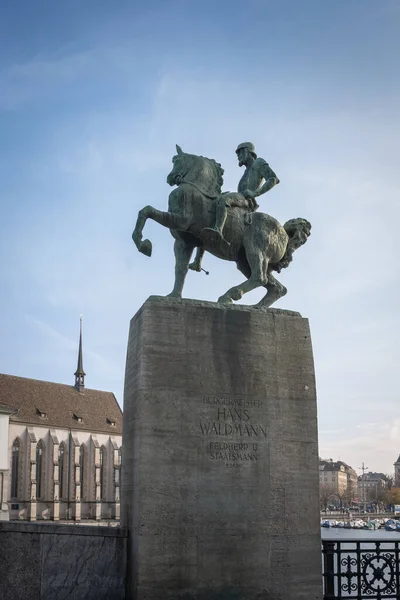 Hans Waldmann Statue Der Münsterbrücke 1937 Von Hermann Haller Geschaffen — Stockfoto