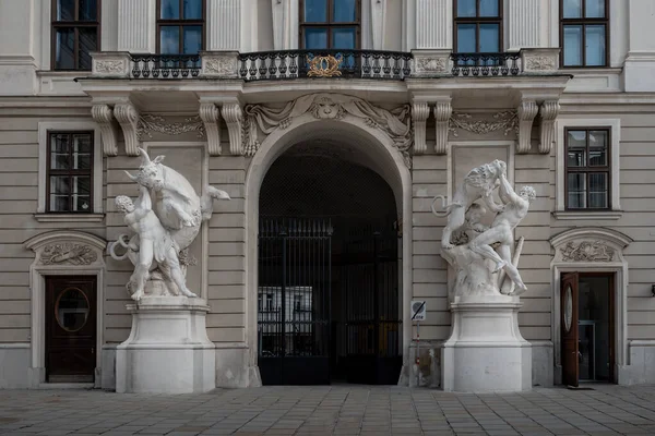Viena Austria Octubre 2019 Estatuas Hércules Puerta Del Palacio Hofburg — Foto de Stock