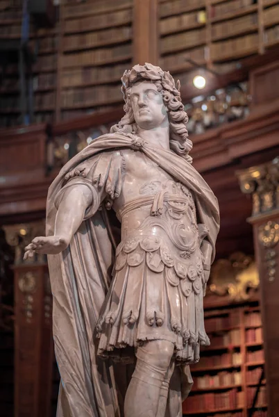 Wien Österrike Okt 2019 Kejsar Karl Staty Österrikes Nationalbiblioteks Rikssal — Stockfoto