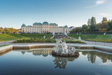 Viyana, Avusturya - 12 Ekim 2019: Belvedere Sarayı