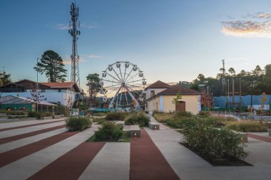 Capivari Park ve Ferris Wheel - Campos do Jordao, Sao Paulo, Brezilya