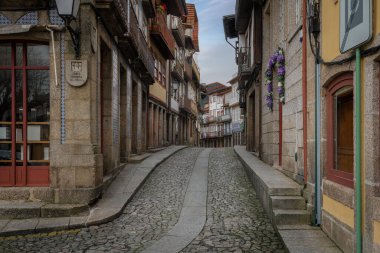 Eski Sokaklar ve Binalar - Guimaraes, Portekiz